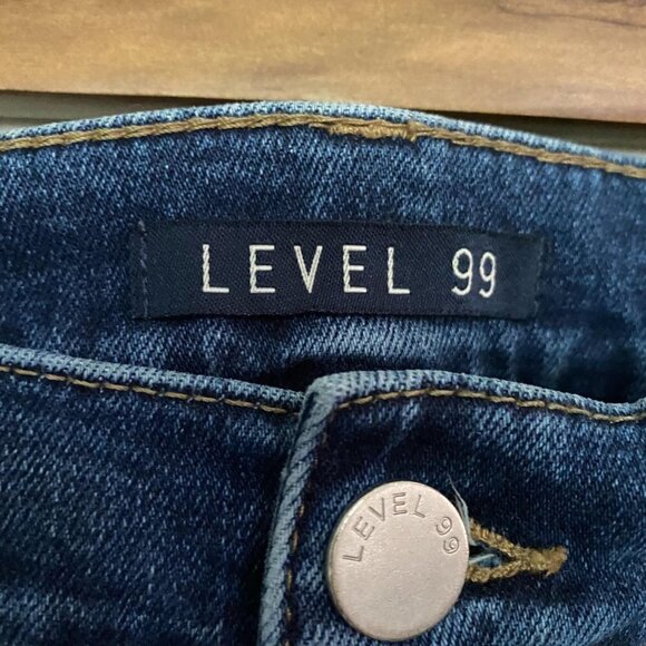 Level 99 Women's Skylar Distressed Button Fly Raw Step Hem High Rise Jeans Sz 30 - Picture 3 of 12